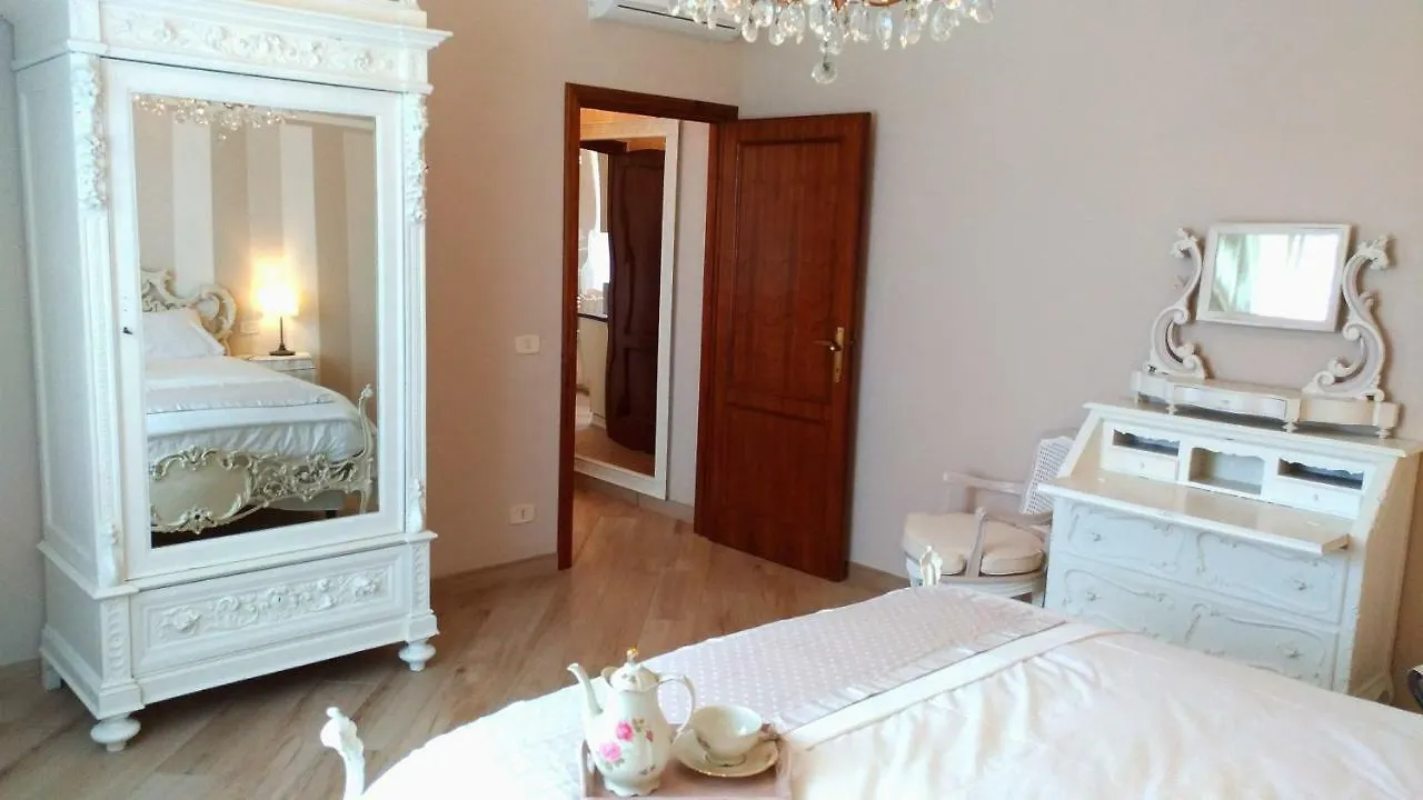 La Valinfiore Charming Home Montecarlo Italy
