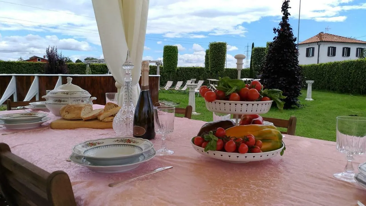Holiday home La Valinfiore Charming Home Montecarlo
