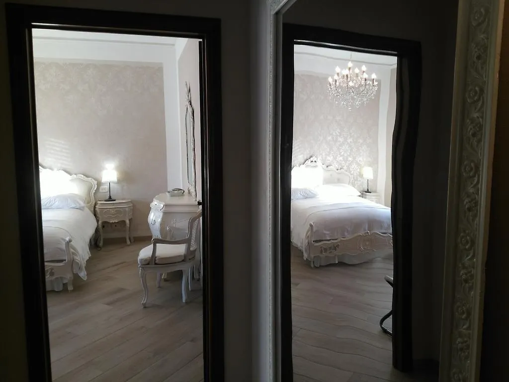 Vakantiehuis La Valinfiore Charming Home Montecarlo