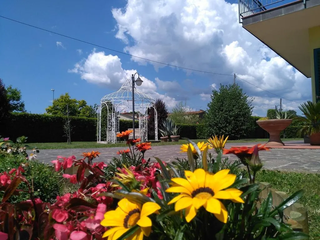 La Valinfiore Charming Home Montecarlo Holiday home