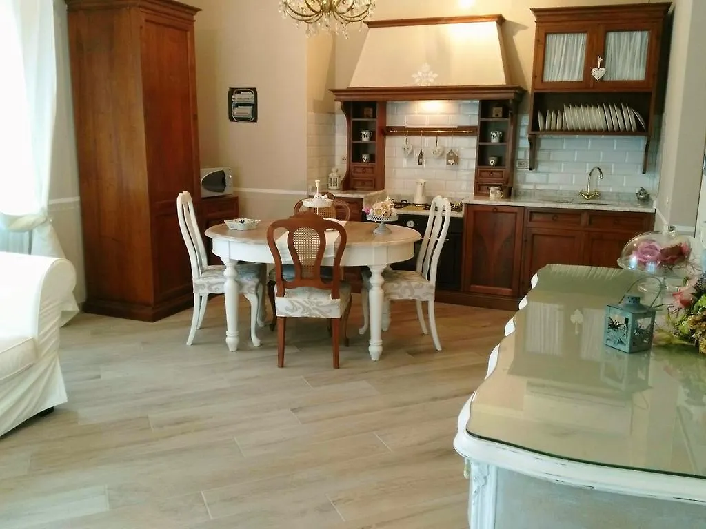 Holiday home La Valinfiore Charming Home Montecarlo