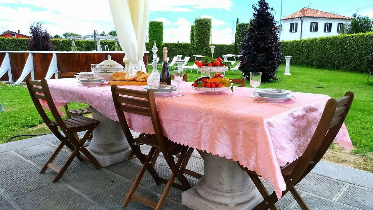 Holiday home La Valinfiore Charming Home Montecarlo Italy