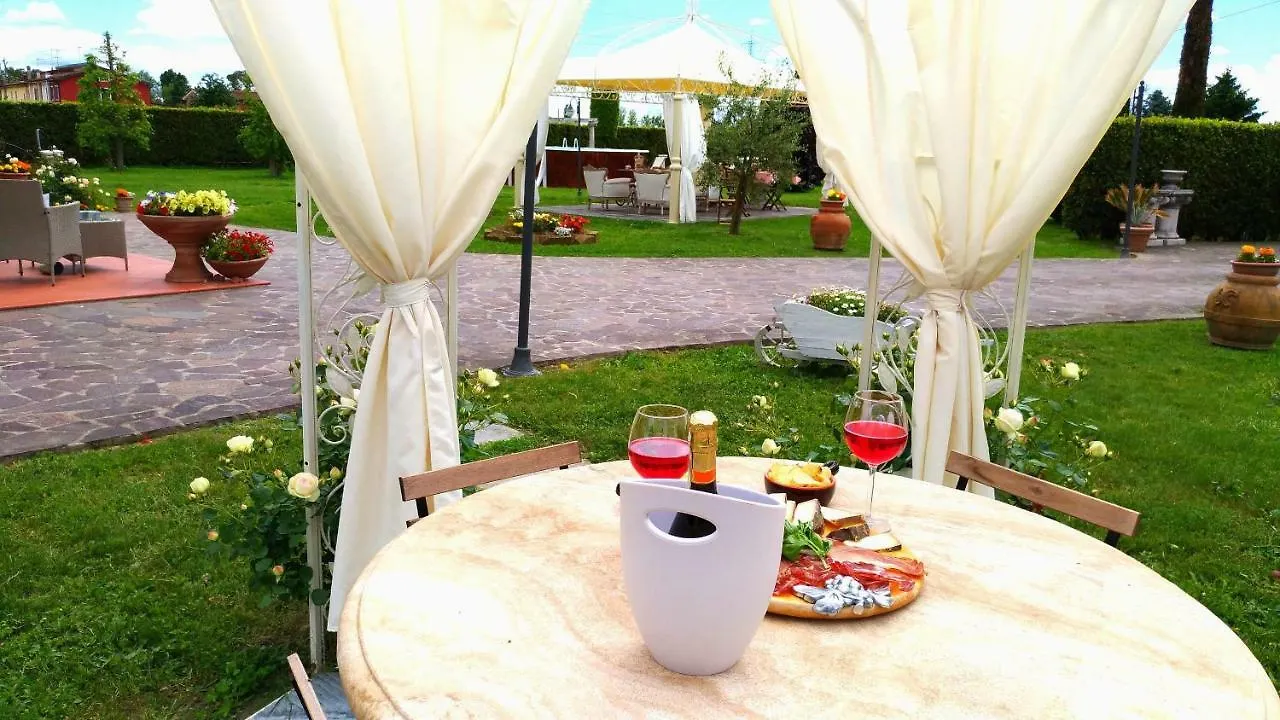 La Valinfiore Charming Home Montecarlo Holiday home