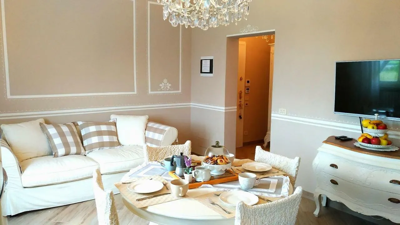 La Valinfiore Charming Home Montecarlo 0*,